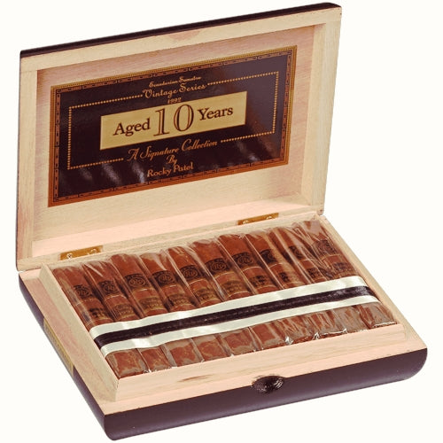 Rocky Patel Vintage 'Petite Corona 1992' Stogies For Sale At