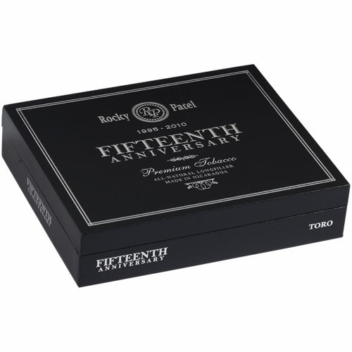 Rocky Patel 15th Anniversary Toro (6.5" x 52)