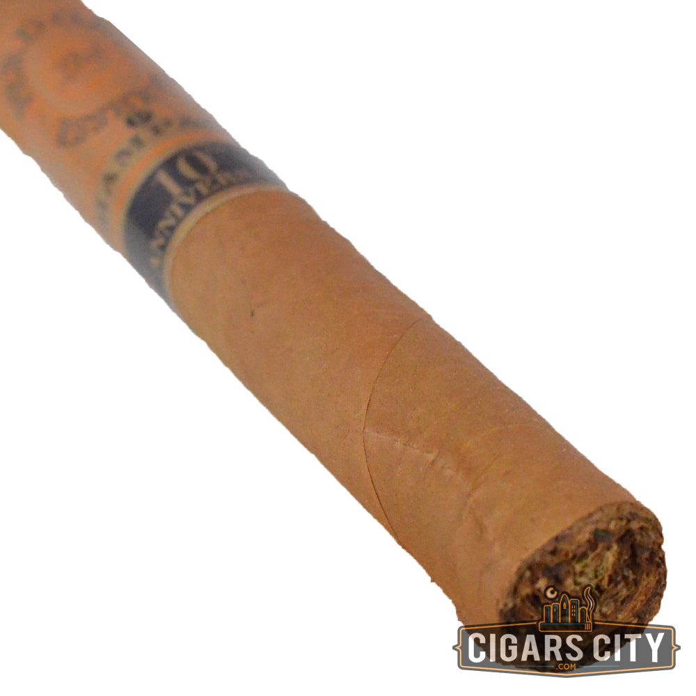 Perdomo Reserve Champagne - Corona Extra - CigarsCity.com