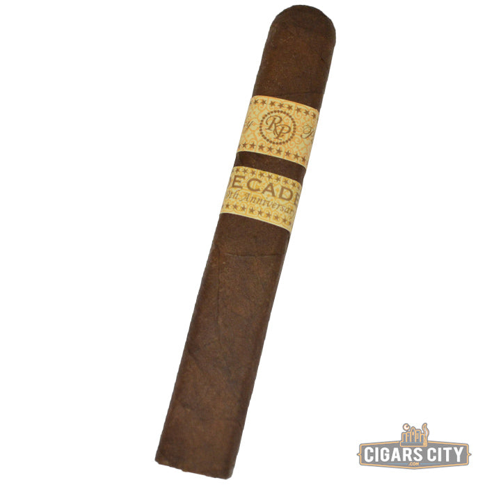 Rocky Patel Decade (Robusto) - CigarsCity.com