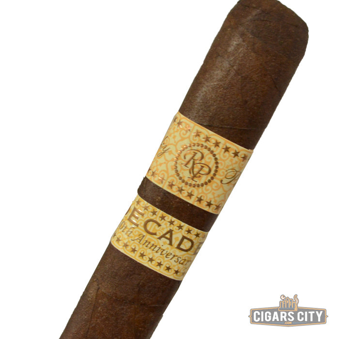 Rocky Patel Decade (Robusto) - CigarsCity.com